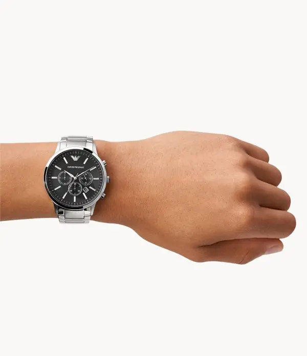 AR2460_onwrist-600×696.jpg